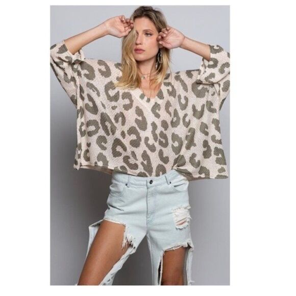 Copy - Animal Print lightweight Sweater - Picture 13 of 15